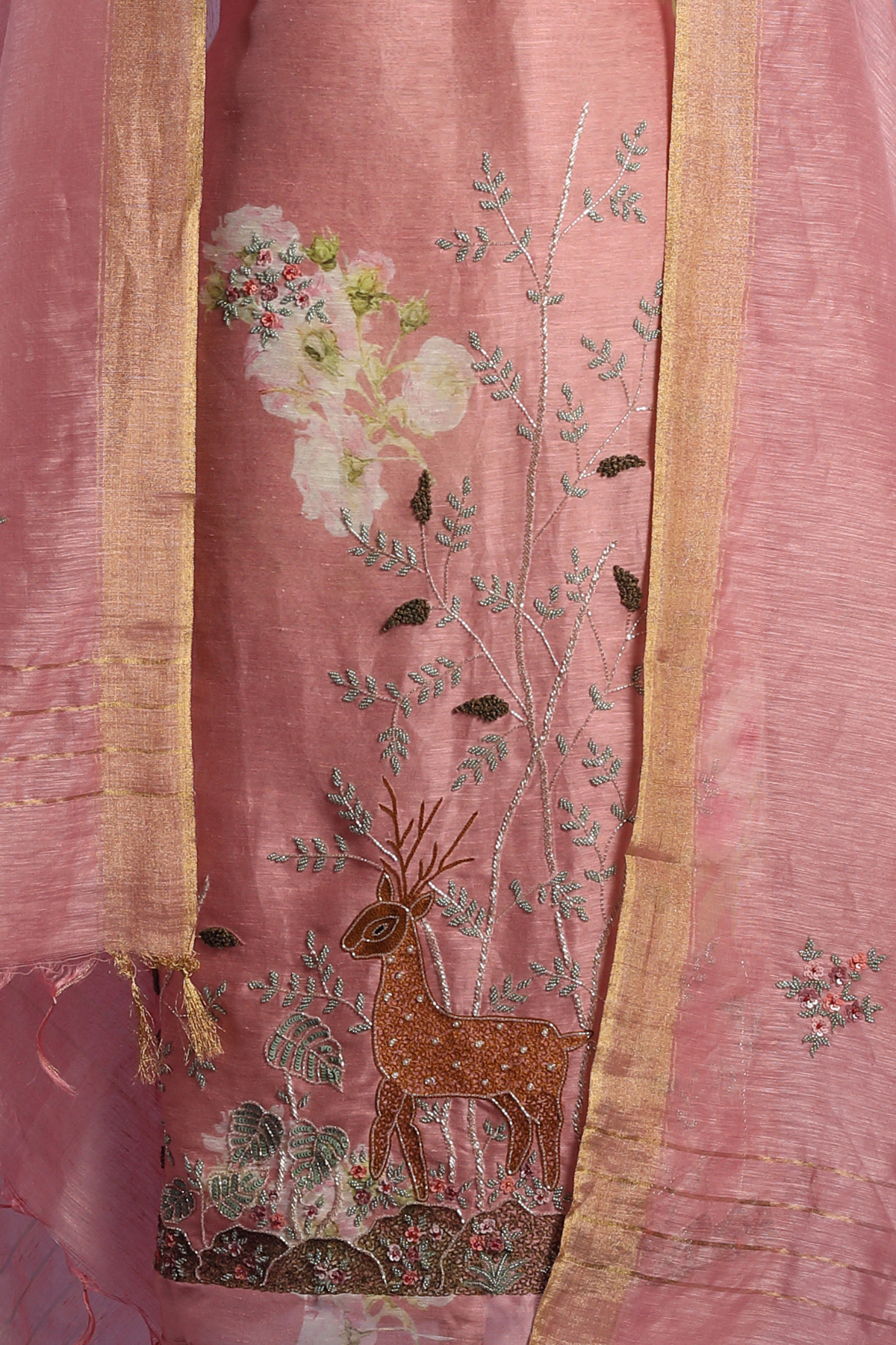 Peach Linen Printed Kurta Set Highlighted with Intricate Deer Motif Embroidery