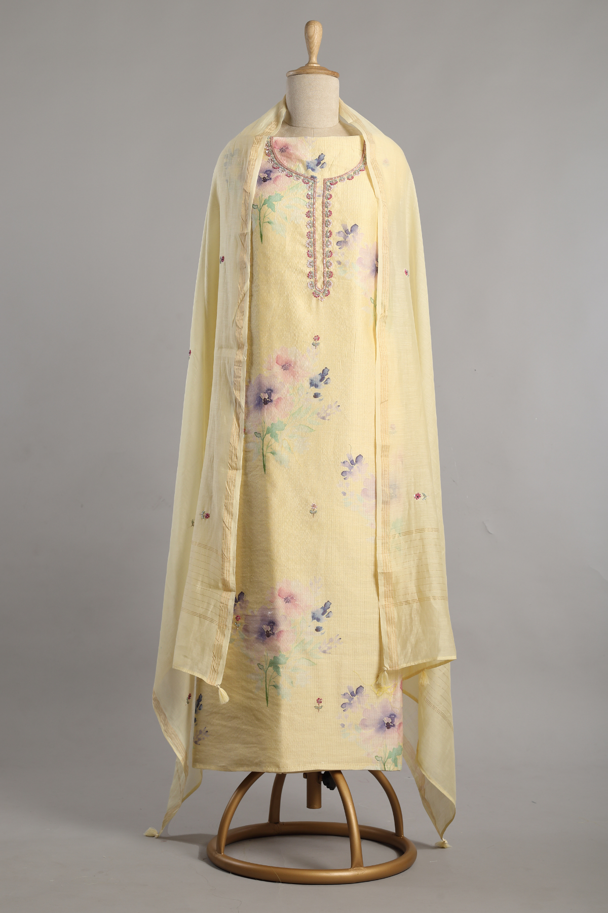 Yellow Zari Mul Printed Kurta Set with Intricate Neckline and Buti