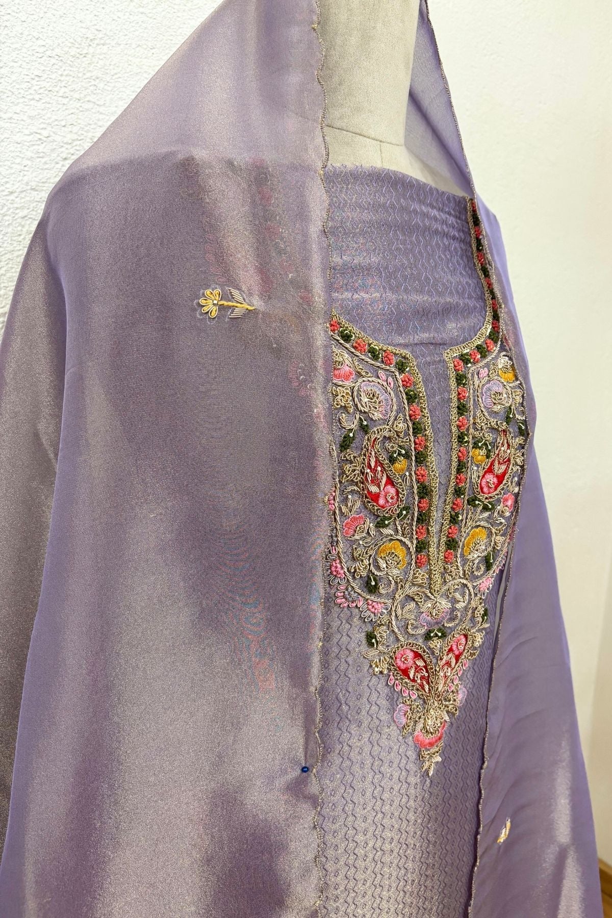 LILAC JAQUARD TISSUE