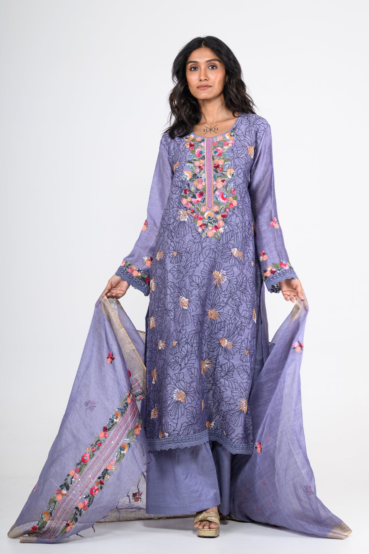 Resham Embroidered Deep Blue Pure Linen Kurta Set & Dupatta