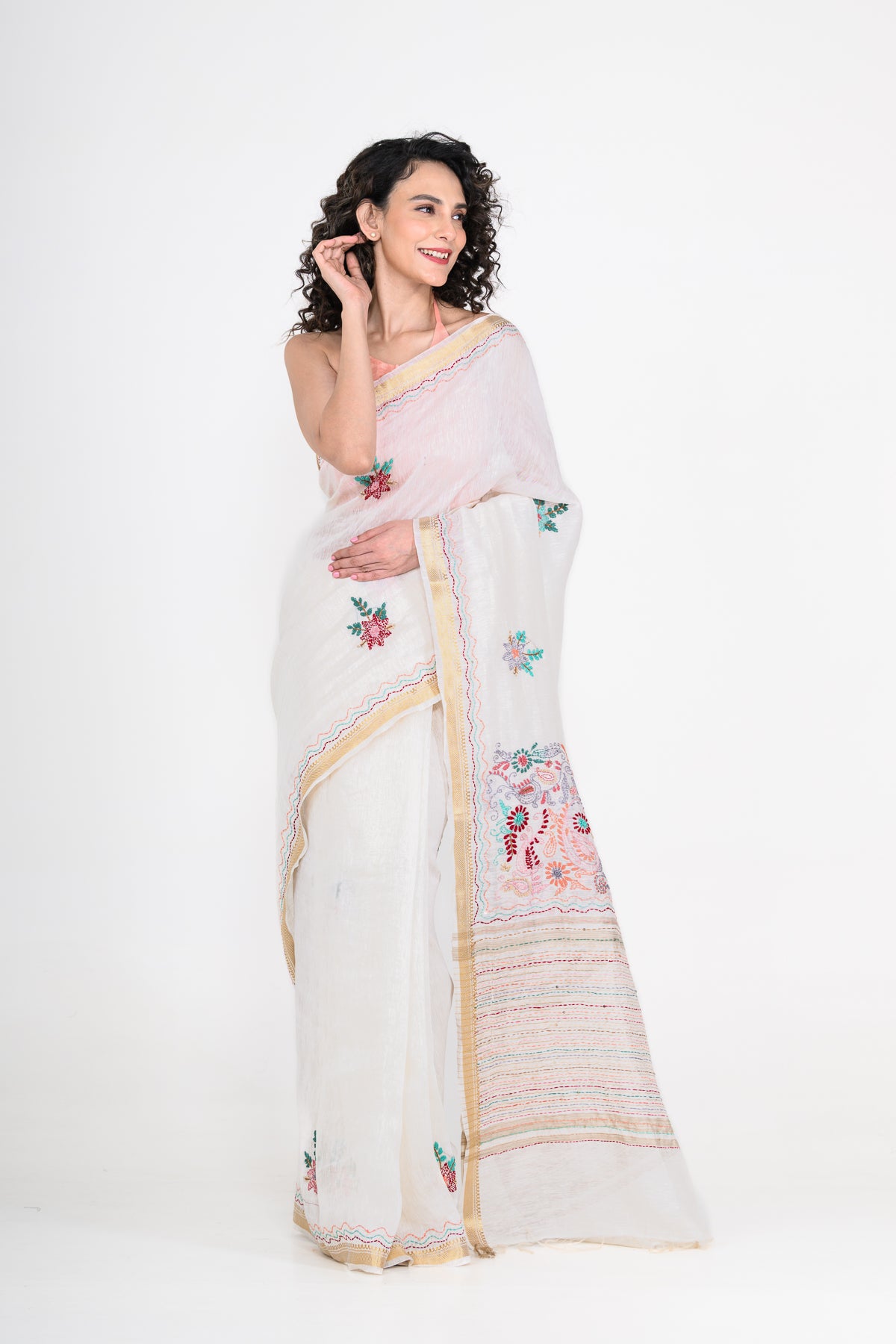White Embroidered Pure Linen Saree with Tikki & Thread Work