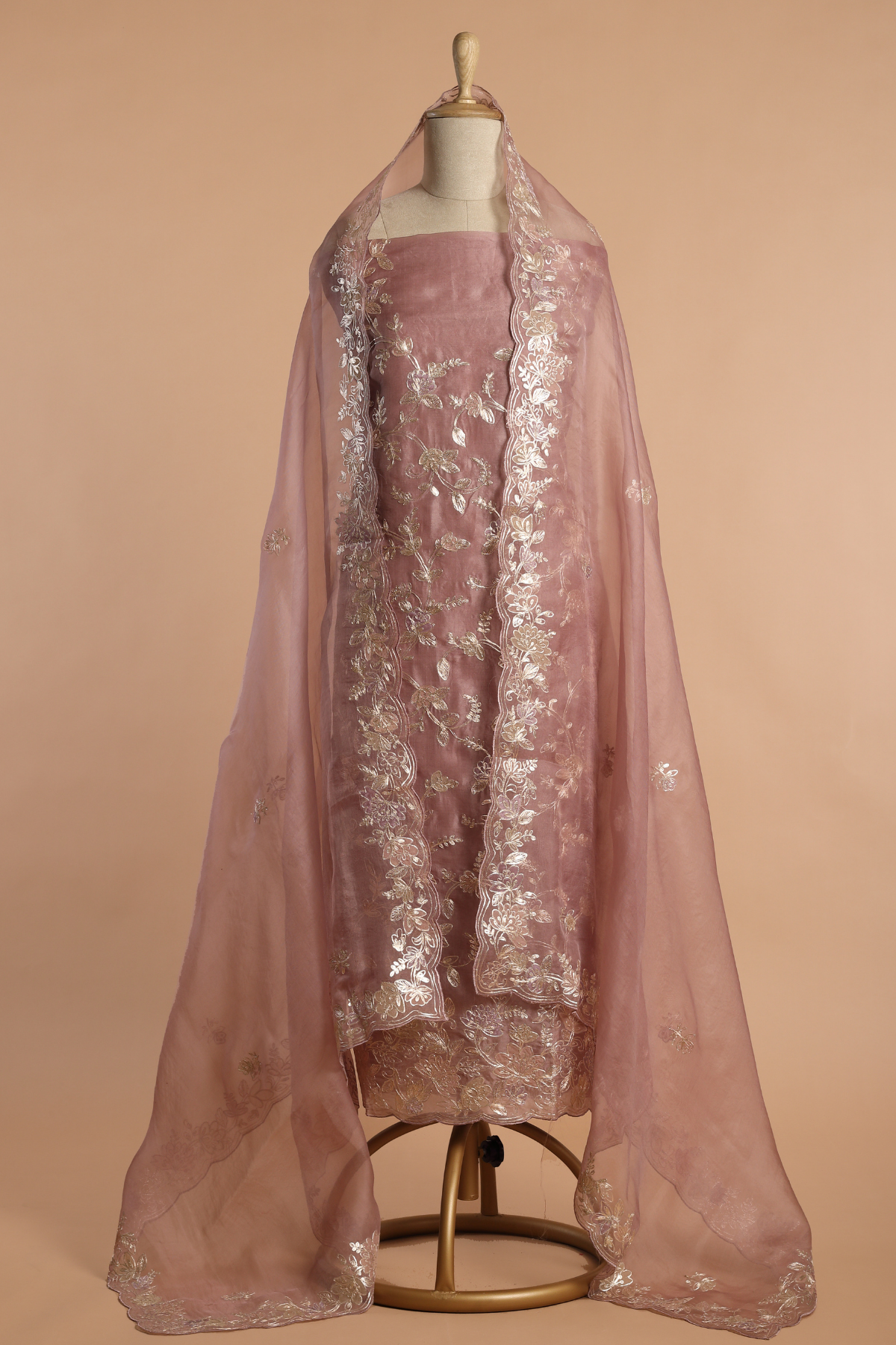 Dusty Pink Organza Kurta Set with Applique & Zari Pitta Embroidery