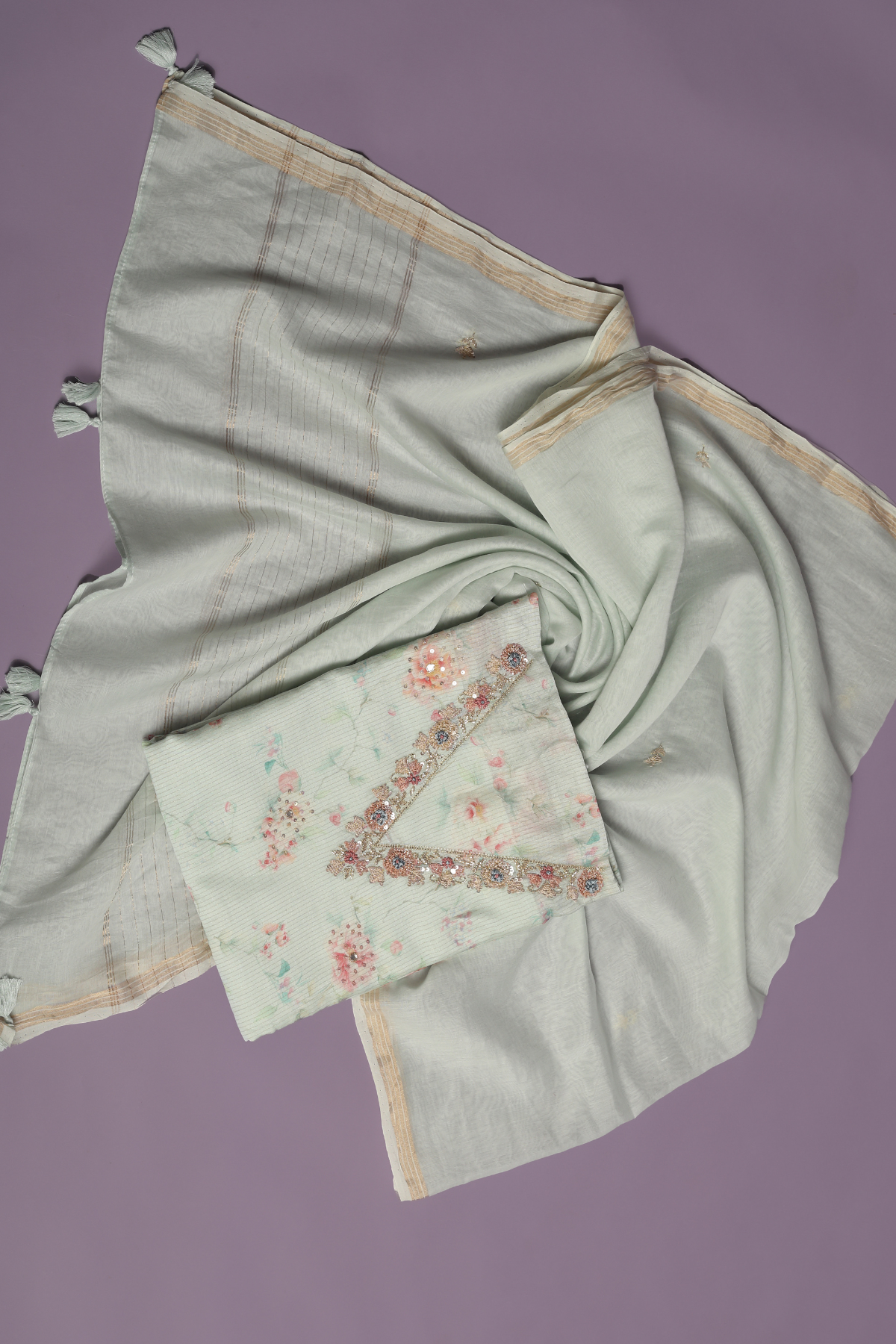 Floral Printed Zari Mul Kurta Set with Meticulous Hand Embroidered Neck Work