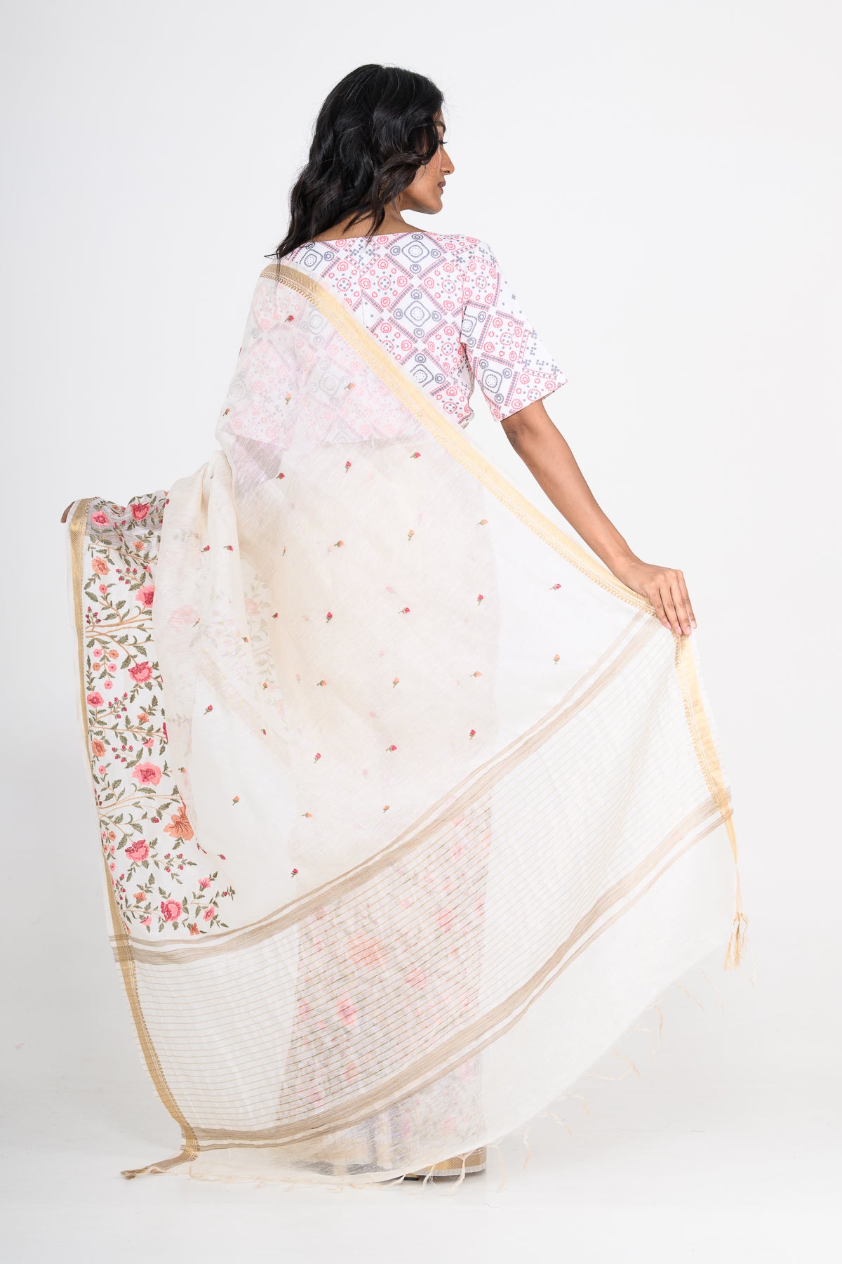 Parsi Embroidered Off White Pure Linen Saree