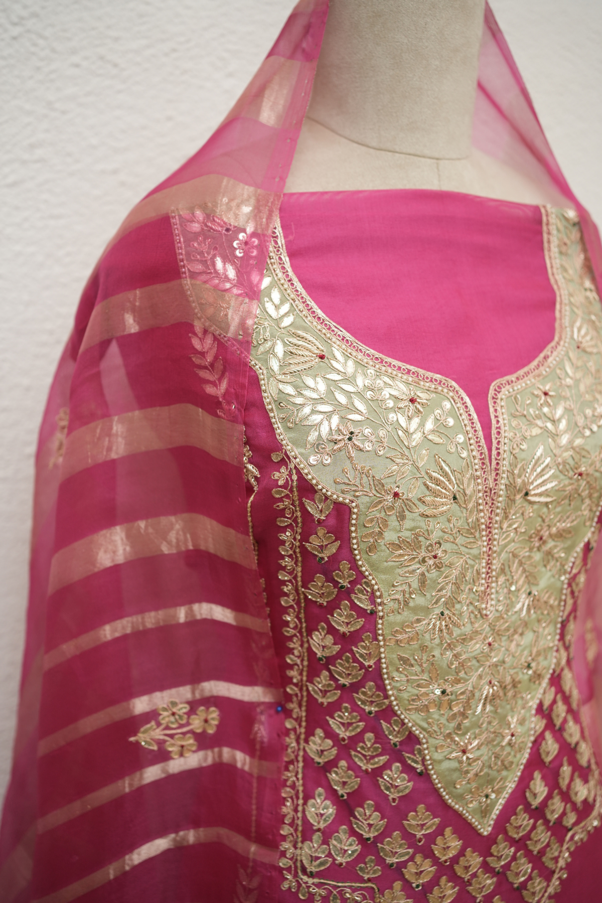 PATCH WORK GOTTA EMBROIDERY