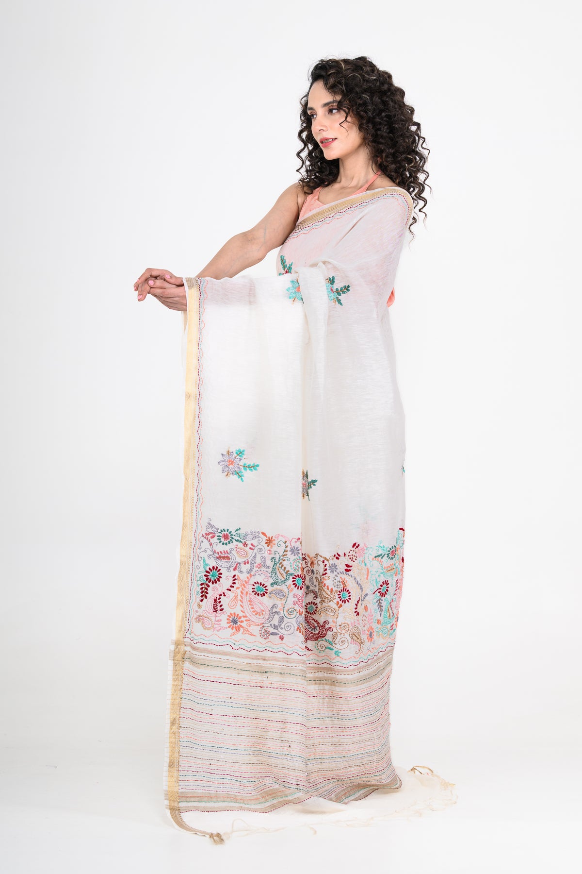 White Embroidered Pure Linen Saree with Tikki & Thread Work