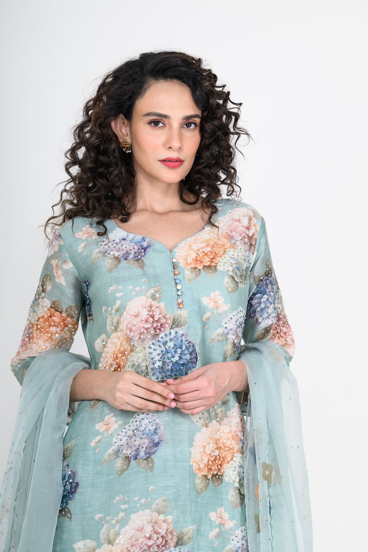 Powder Blue Printed Linen Kurta Set with Tikki & Cutdana Highlight