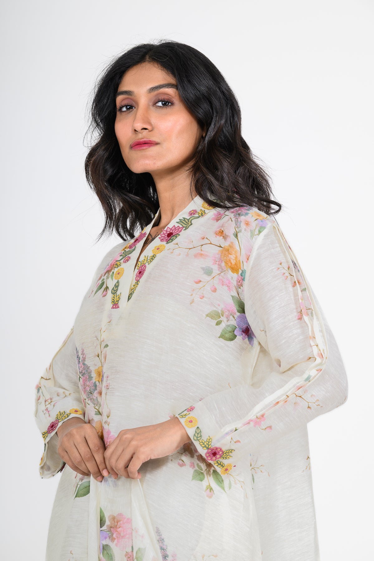Pure Linen Printed Kurta Set with Resham & Tikki Highlights