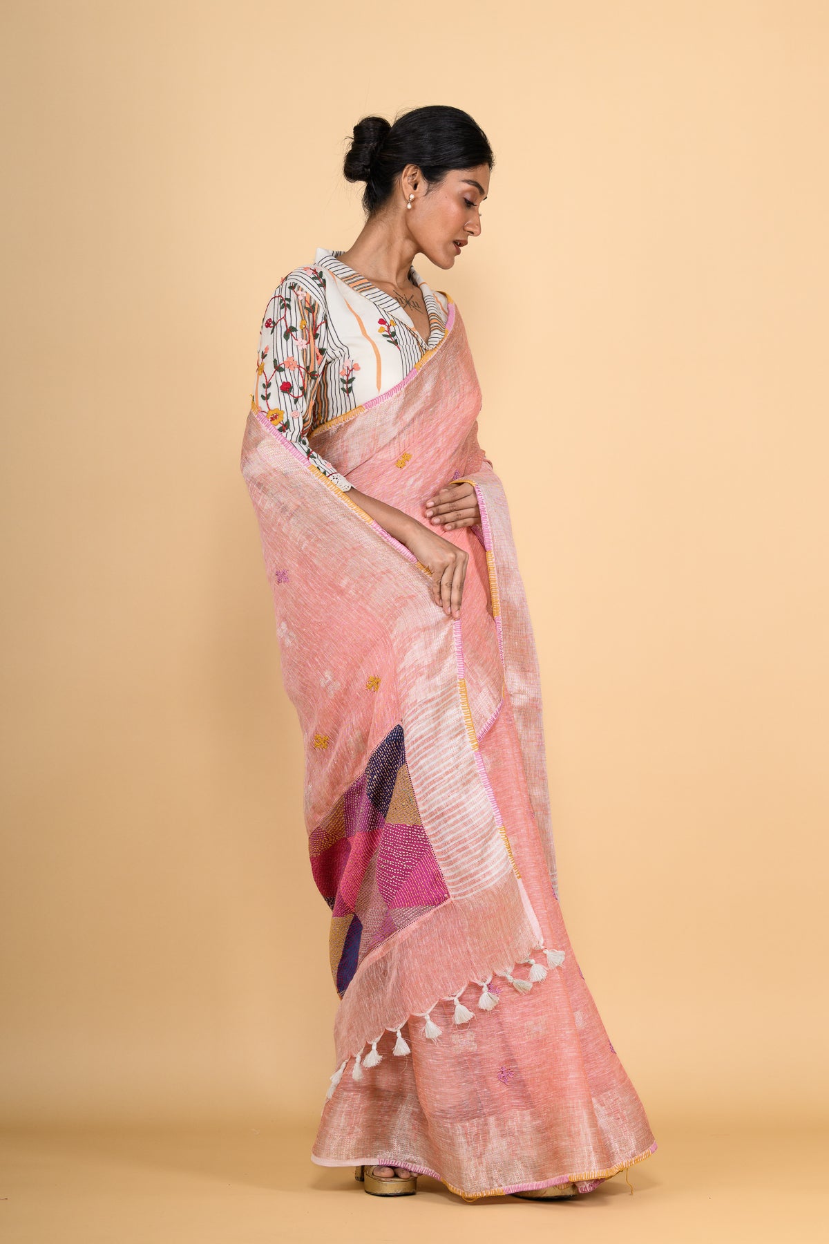 Pure Linen Pink Patchwork Saree with Tikki & Thread Work