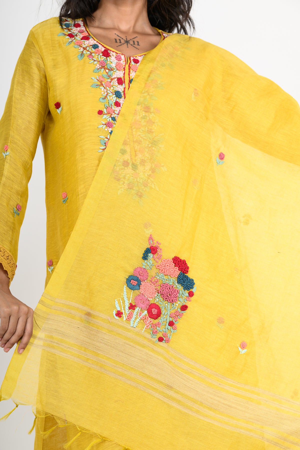 Pure Linen Mustard Yellow Kurta Set & Dupatta with Thread Work