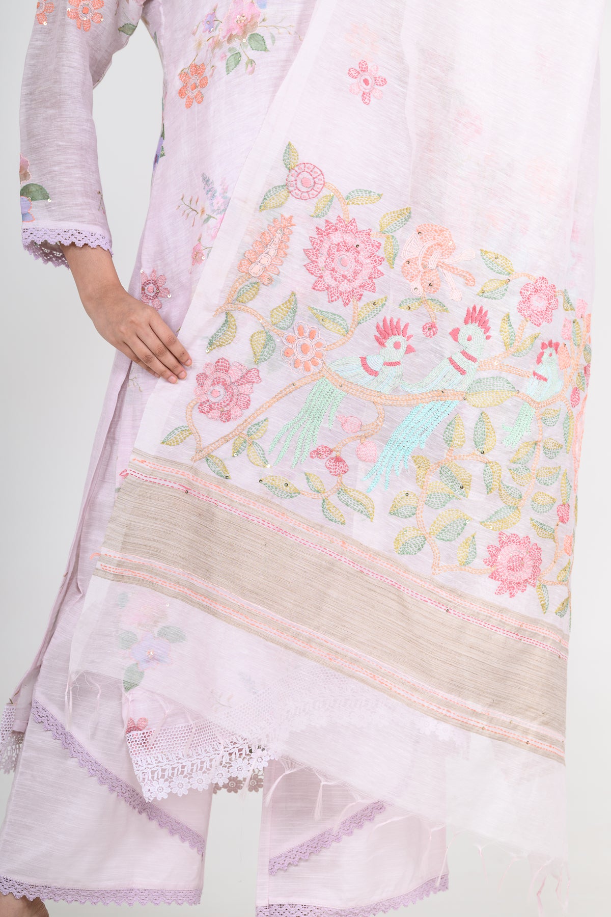 Lavender Purple Pure Linen Printed Kurta Set with Katha Work