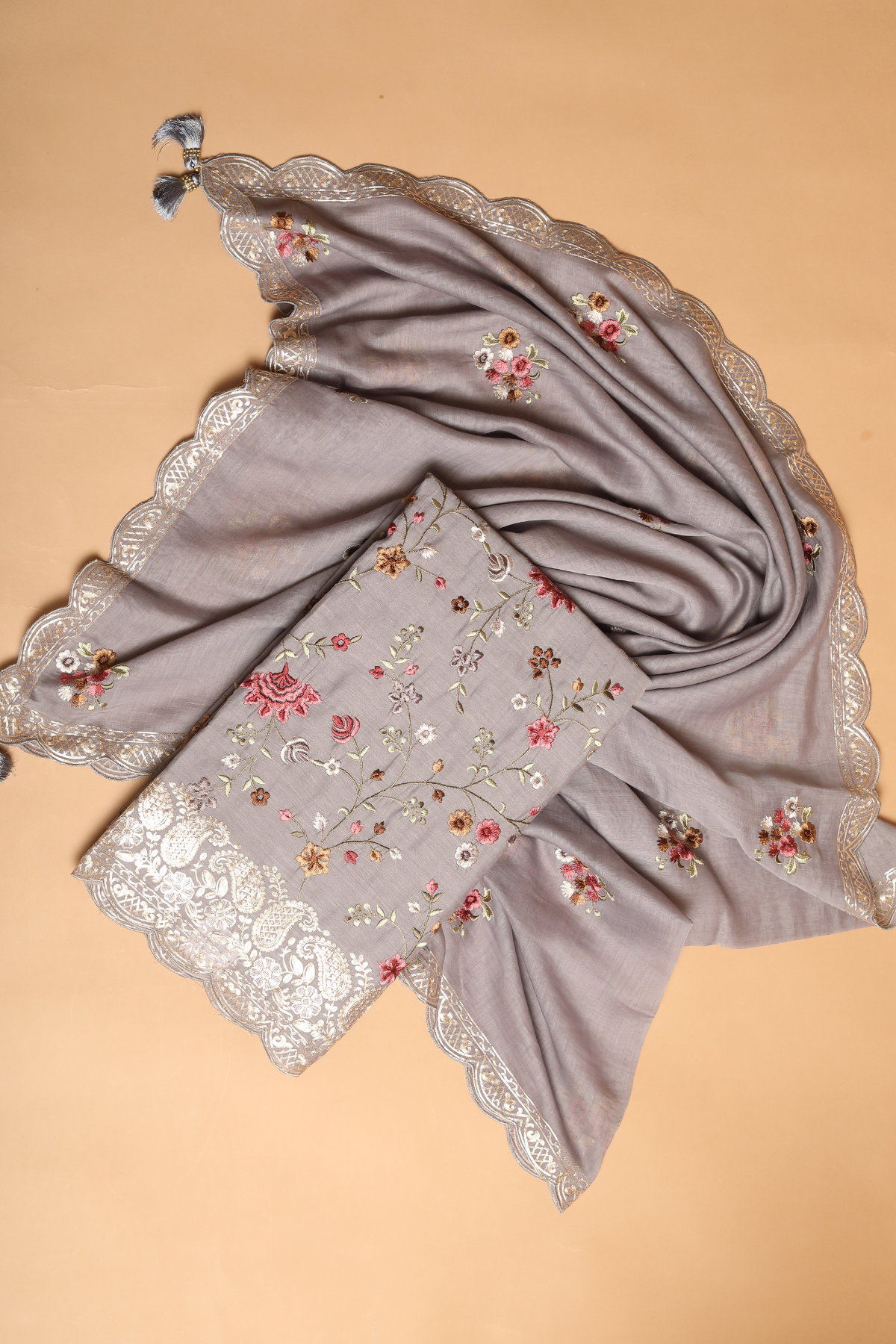 Grey Mul Parsi Embroidered Kurta Set with Pitta Work