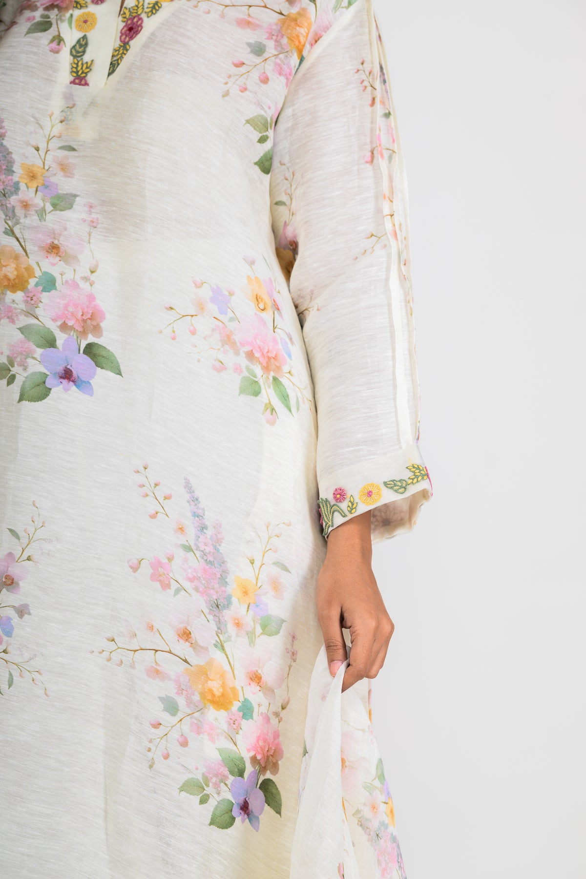 Pure Linen Printed Kurta Set with Resham & Tikki Highlights