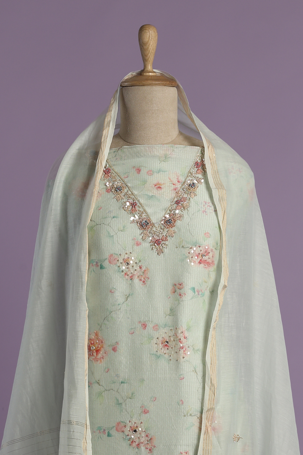 Floral Printed Zari Mul Kurta Set with Meticulous Hand Embroidered Neck Work