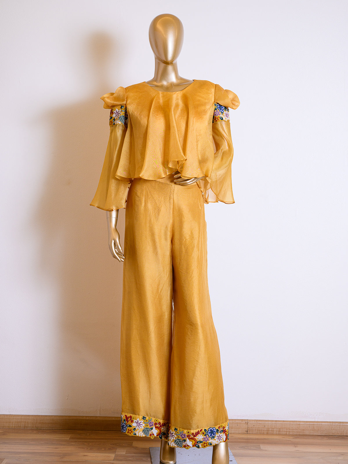 Yellow Organza Co-ord Set with Resham Work