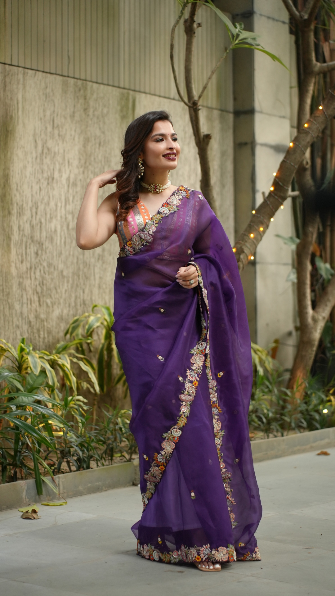 Wine Purple Resham Embroidered Saree worn by Saachi Bhasin