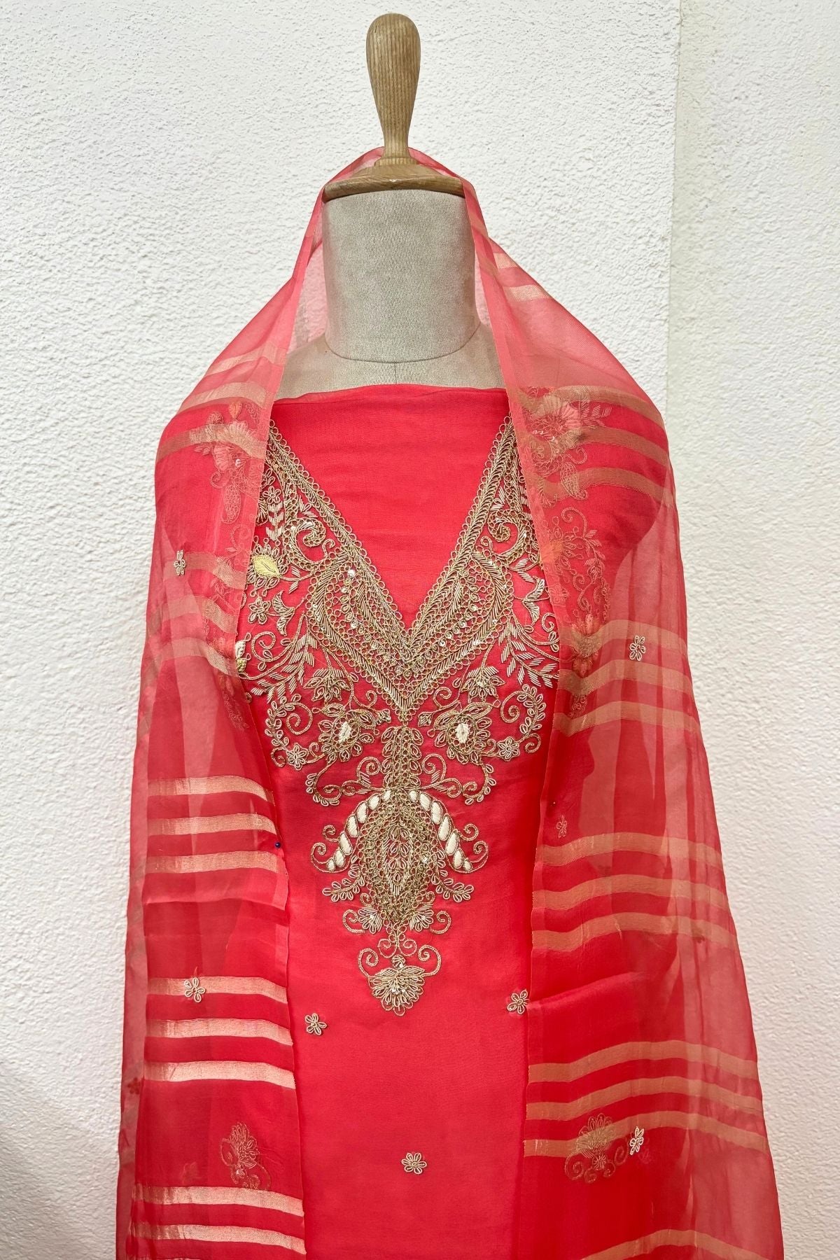 STRAWBERRY ORGANZA SUIT