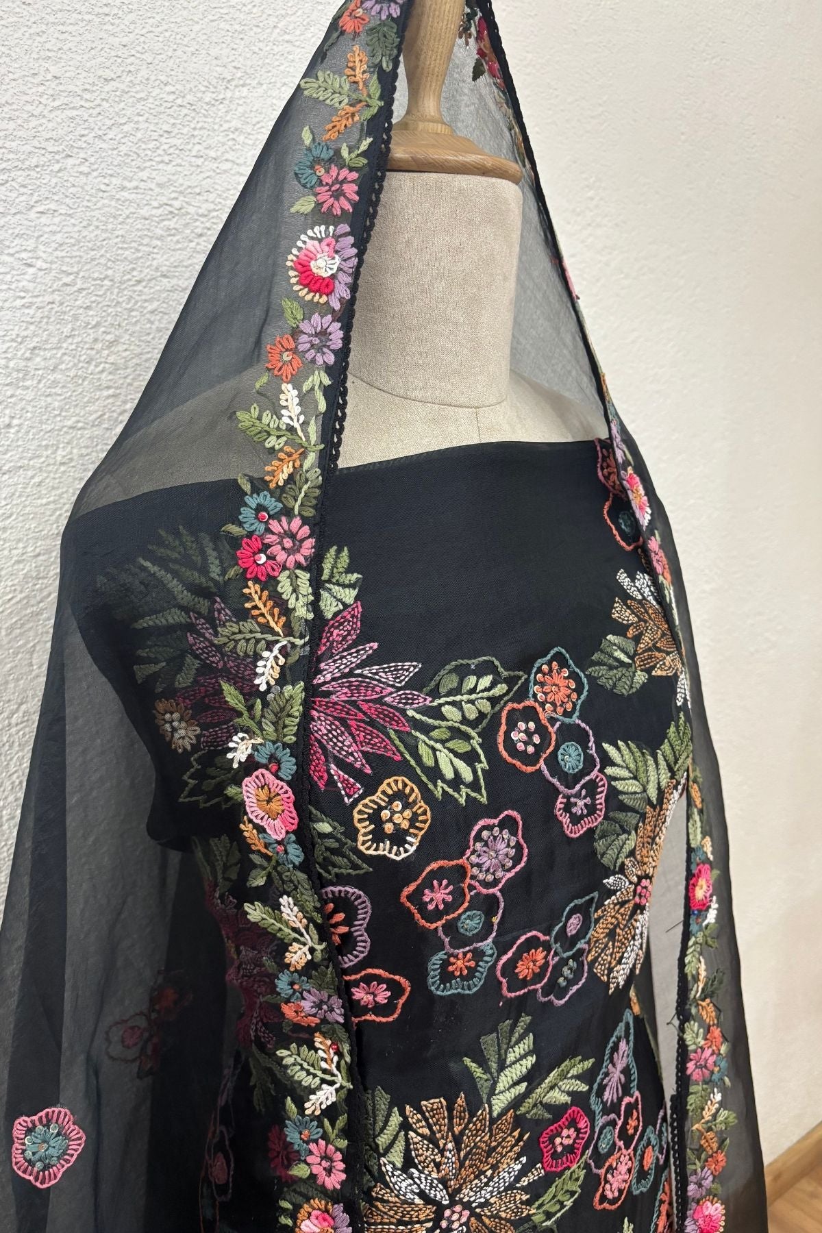 BLACK ORGANZA SUIT SET