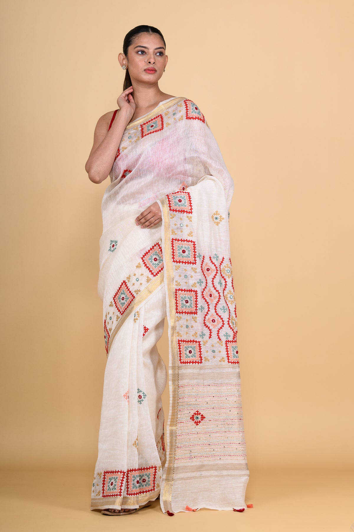Pure Linen White Saree Highlighted with Tikki & Thread Work