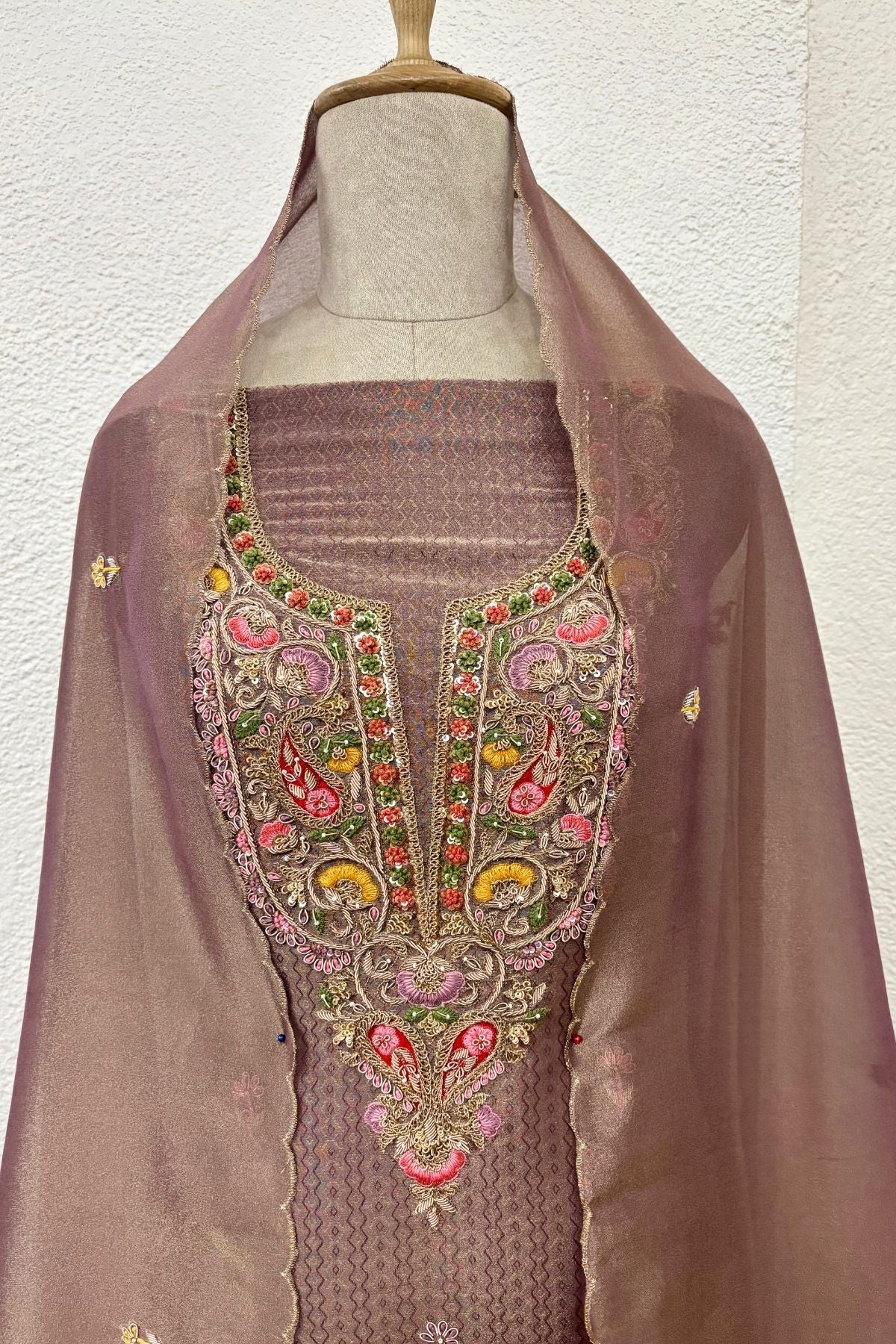 MOUSE COLOUR JAQUARD TISSUE