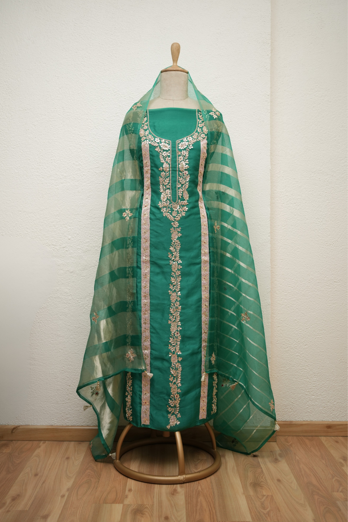 BOTTLE GREEN GOTTA EMBROIDERY KURTA
