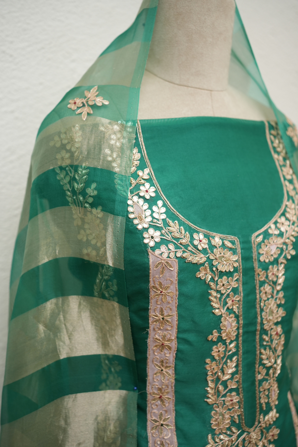 BOTTLE GREEN GOTTA EMBROIDERY KURTA