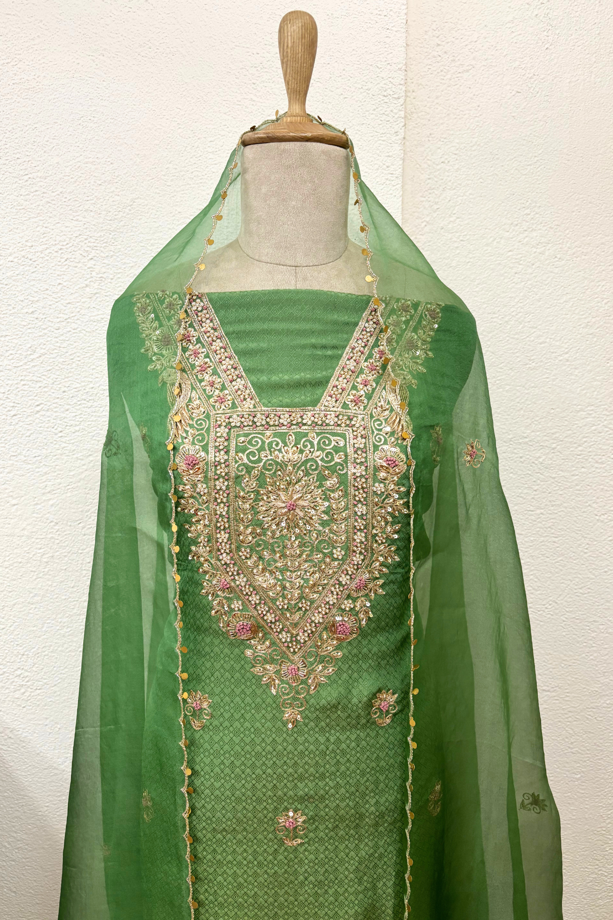 GREEN JAQUARD TISSUE ZARDOZI