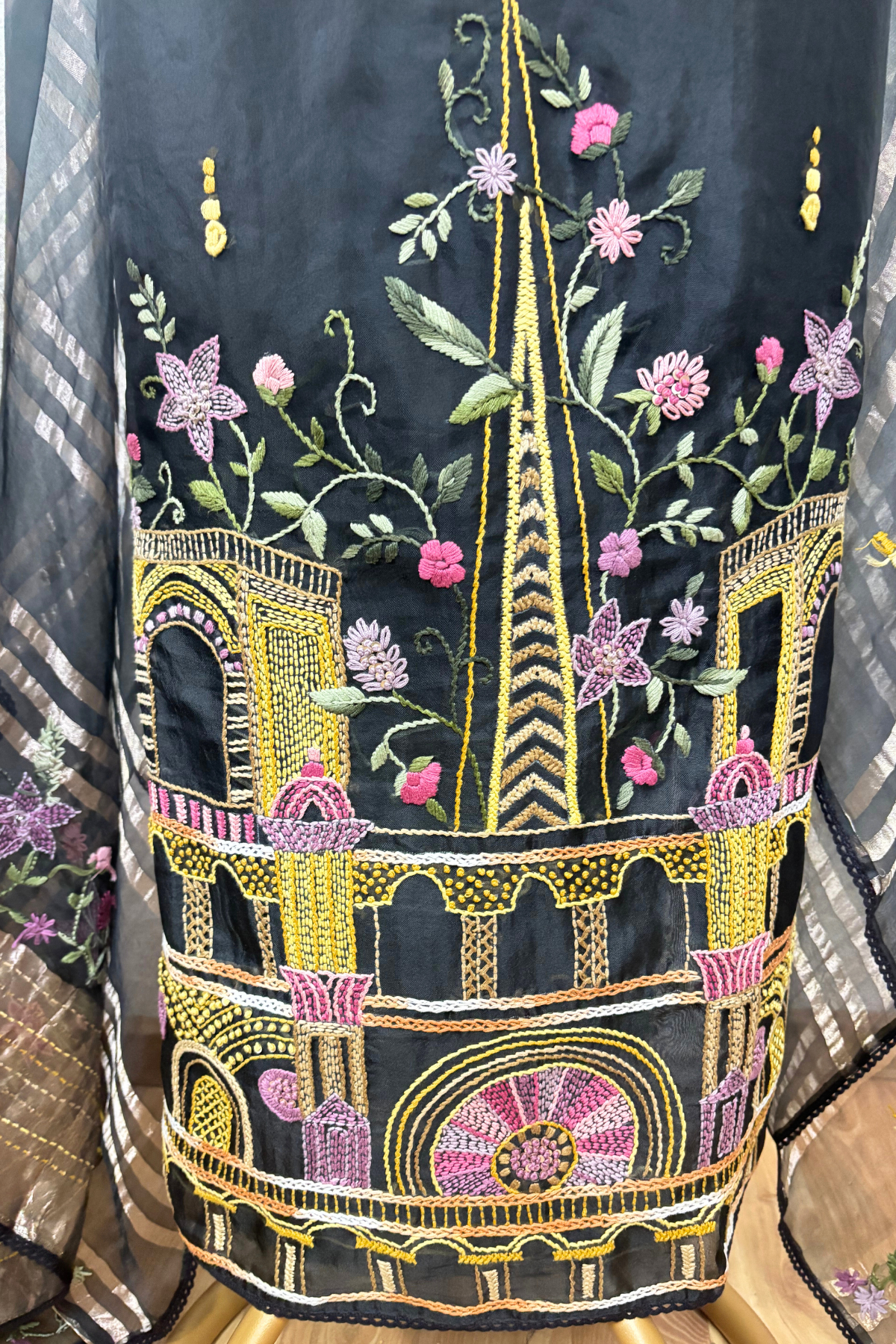 BLACK ORGANZA SUIT WITH THREAD EMBROIDERY