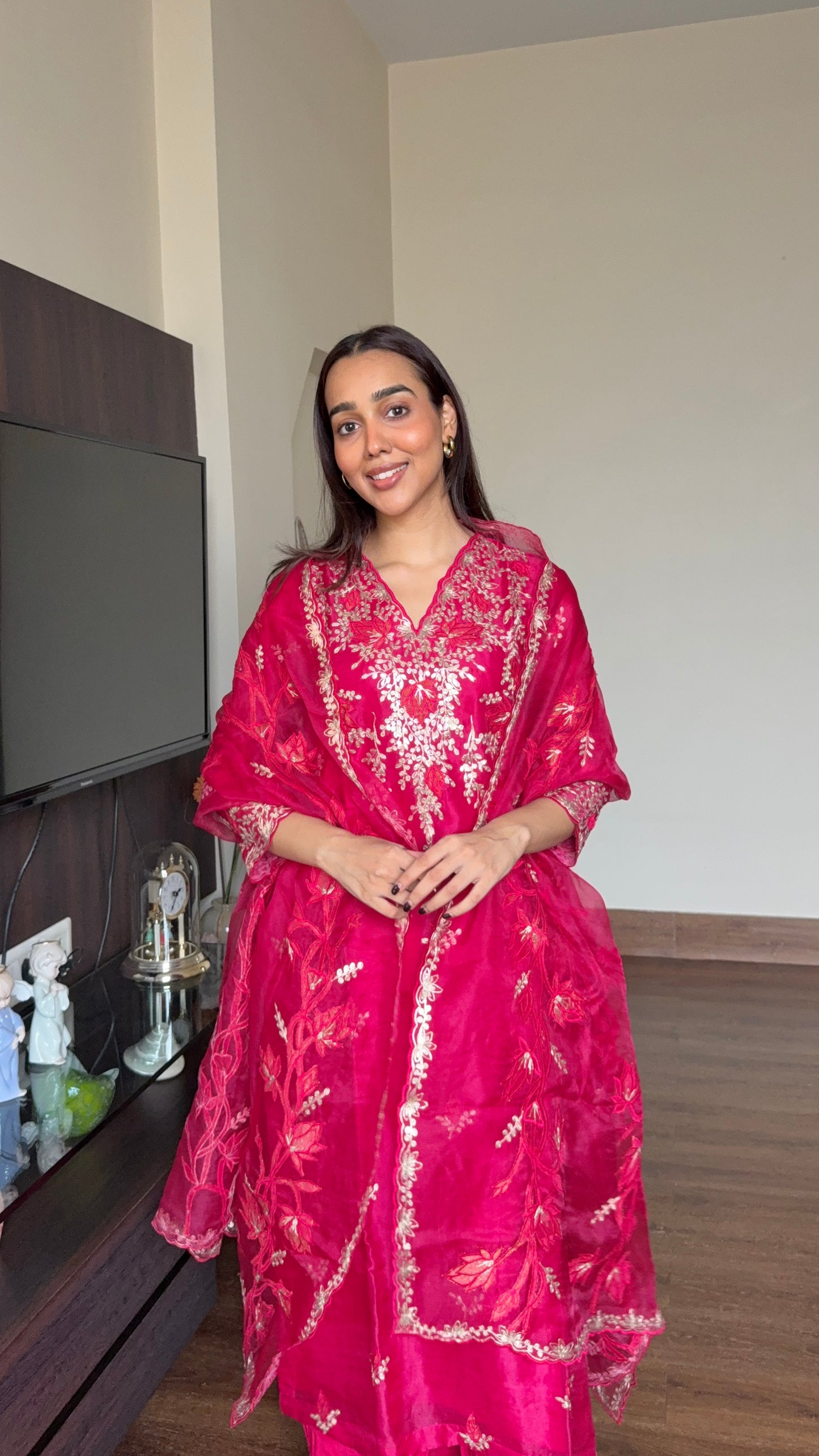 STITCHED RANI PINK APPLIQUE ORGANZA SUIT