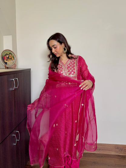 Red Organza Bandhej Print Kurta Set with Gota Dori Embroidery