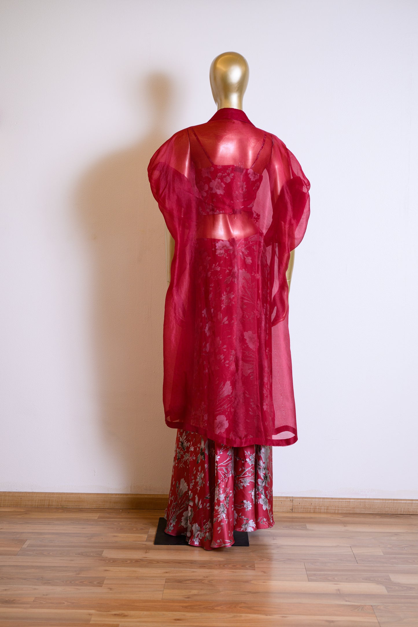 Printed Organza Red Jacket Set Detailed with Mirror Work