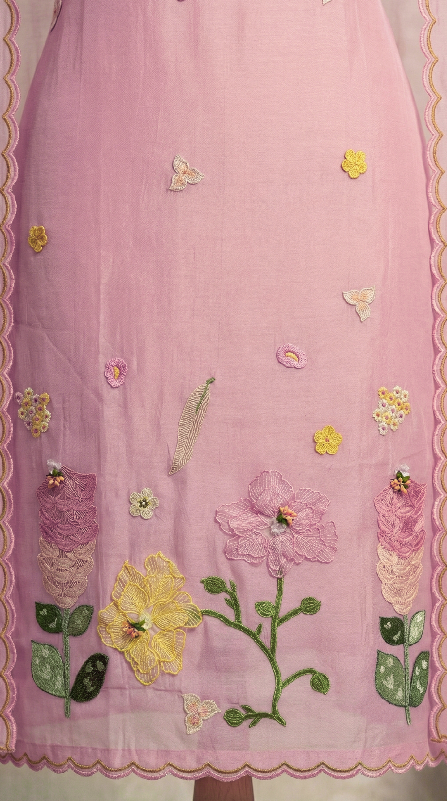 Powder Pink 3D Applique Mul mul Unstitched Suit Set
