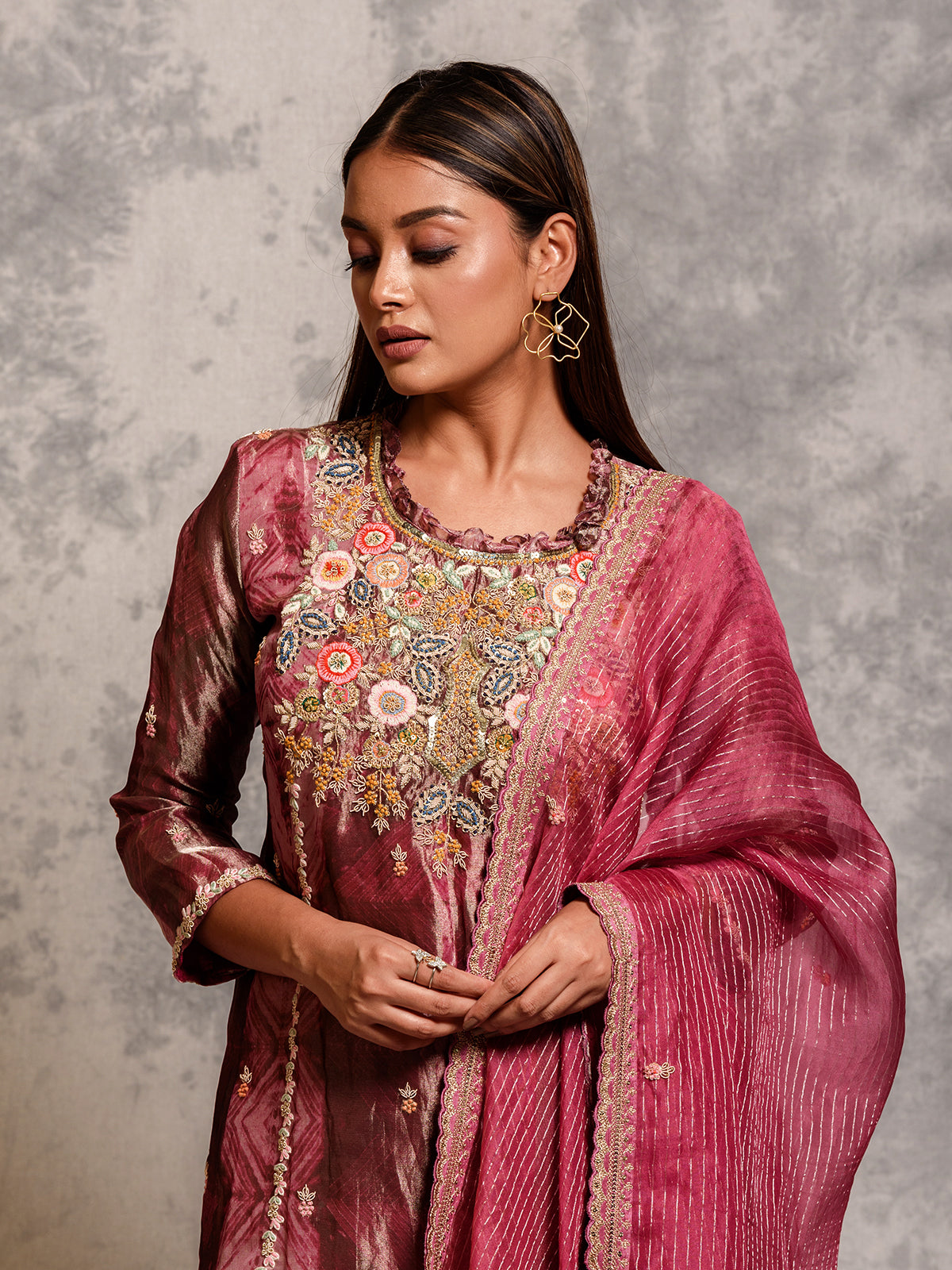 Maroon Sequinned Kurta Set wih Dabka & Thread Work