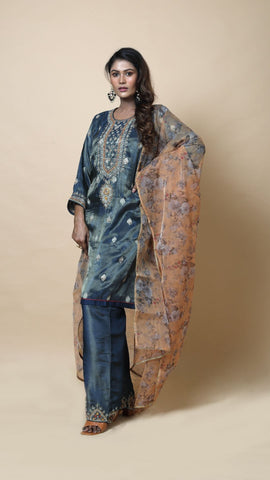 Zoya Blue Tissue Suit Set with Cut Dana Detailing